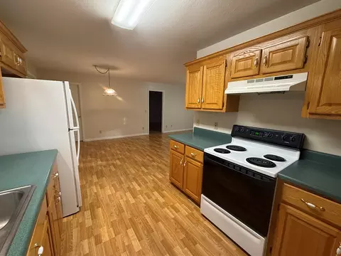 Kitchen - 134 Acorn Ln, Warne, NC 28909 photo 4 of 4