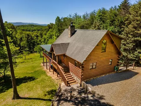229 Old Mill Pond Rd, Mineral Bluff, GA 30559