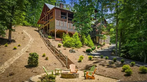279 River Escape Dr, Ellijay, GA 30540