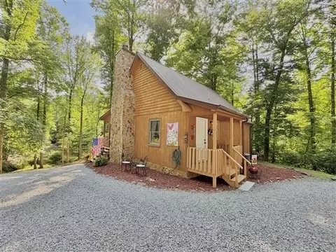 238 Trails End Rd, Blue Ridge, GA 30513