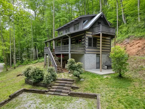 180 Dream Catcher Cv, Hayesville, NC 28904