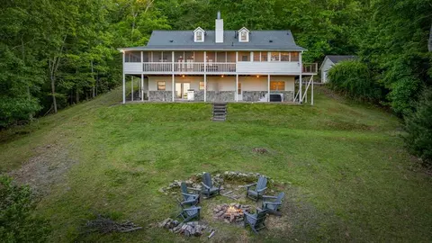 760 River Bend Ln, Blue Ridge, GA 30513