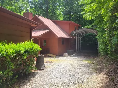 147 Mountain Top View Rd, Blairsville, GA 30512