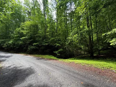 144 Alcan Way, Ellijay, GA 30450
