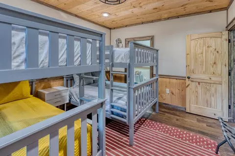 Bedroom - 800 Wise Rd, Morganton, GA 30560 photo 14 of 18