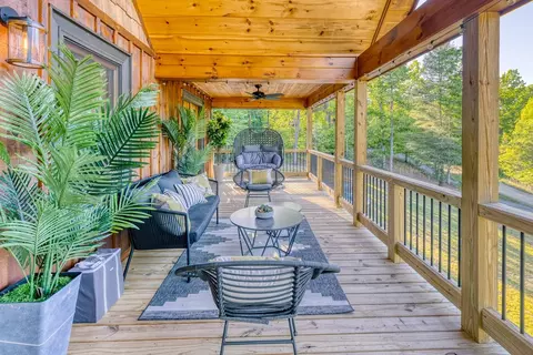Exterior - 800 Wise Rd, Morganton, GA 30560 photo 13 of 34