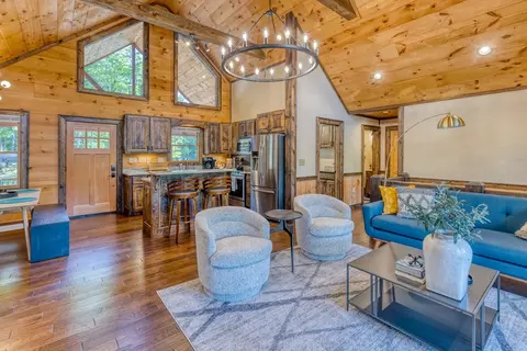 Living - 800 Wise Rd, Morganton, GA 30560 photo 7 of 10