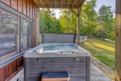 Exterior - 800 Wise Rd, Morganton, GA 30560 photo 3 of 34