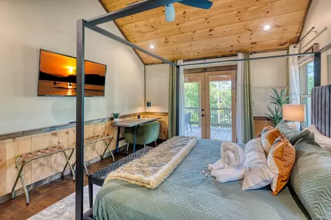 Bedroom - 800 Wise Rd, Morganton, GA 30560 photo 18 of 18