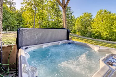 Exterior - 800 Wise Rd, Morganton, GA 30560 photo 4 of 34