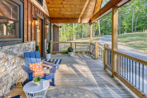 Exterior - 800 Wise Rd, Morganton, GA 30560 photo 11 of 34