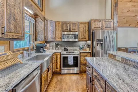 Kitchen - 800 Wise Rd, Morganton, GA 30560 photo 5 of 7