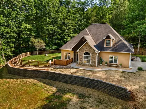 201 Oakawana Trl, Blue Ridge, GA 30513