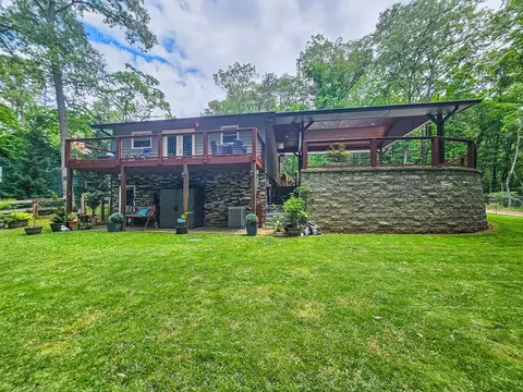 210 Hedden Rd, Murphy, NC 28906