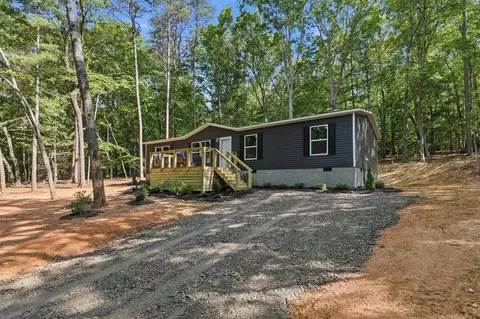 725 Tomahawk Trl, Blairsville, GA 30512
