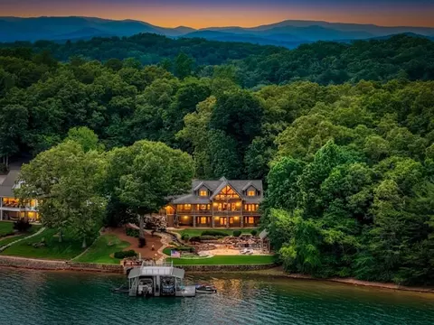 671 Adra Rd, Morganton, GA 30560