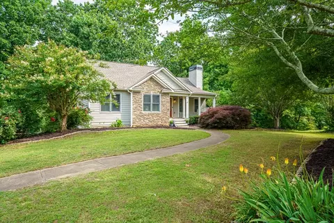 93 Horseshoe Bnd, Jasper, GA 30143