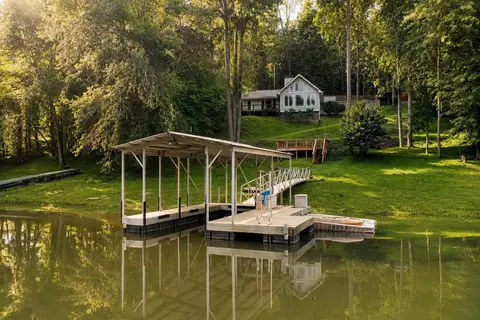 221 W Reece Creek Rd W, Blairsville, GA 30512