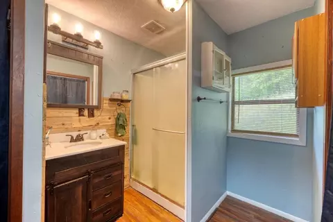 Bath - 3610 Hwy 294, Murphy, NC 28906 photo 1 of 1