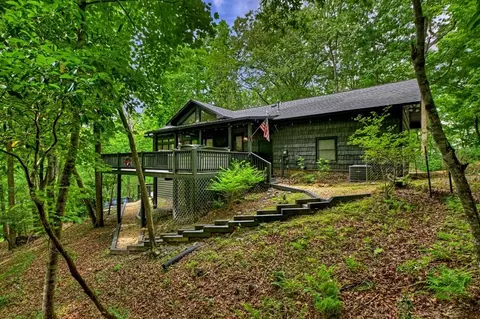 115 New River Ests, Mineral Bluff, GA 30559