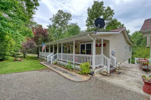 288 12 Point Rd, Blairsville, GA 30512
