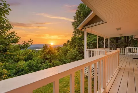 3160 Hiawassee Trce, Hiawassee, GA 30546