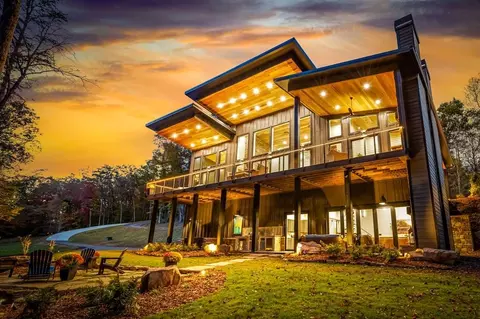 156 Horatio Dr, Blue Ridge, GA 30513
