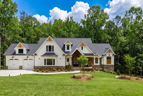101 Attwater Cir, Dawsonville, GA 30534