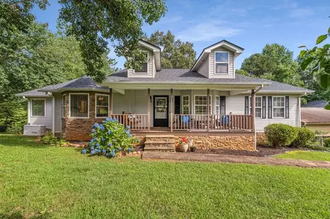 214 Piney Woods Dr, Ellijay, GA 30536
