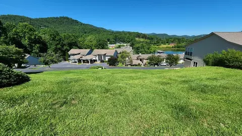 M2 Admirals Point, Hiawassee, GA 30546