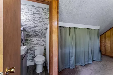 Bath - 321 Sunrise St, Murphy, NC 28906 photo 3 of 4