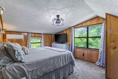Bedroom - 321 Sunrise St, Murphy, NC 28906 photo 1 of 2