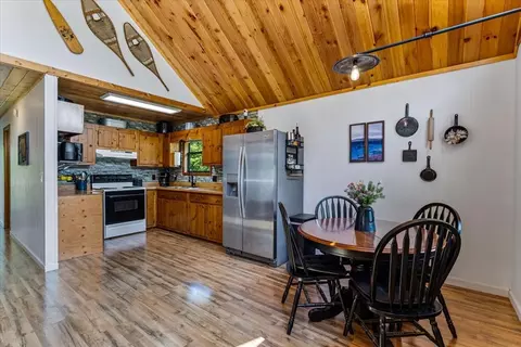 Dining - 321 Sunrise St, Murphy, NC 28906 photo 1 of 2