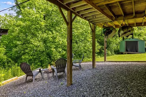 Exterior - 321 Sunrise St, Murphy, NC 28906 photo 9 of 12