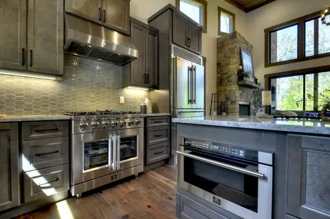 Kitchen - 2454 Forge Mill Rd, Morganton, GA 30560 photo 5 of 7