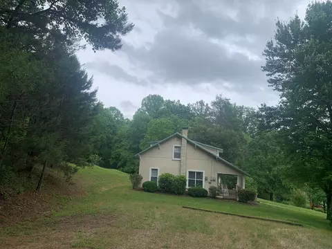 Exterior - 805 Bethabara Rd, Hayesville, NC 28904 photo 34 of 43