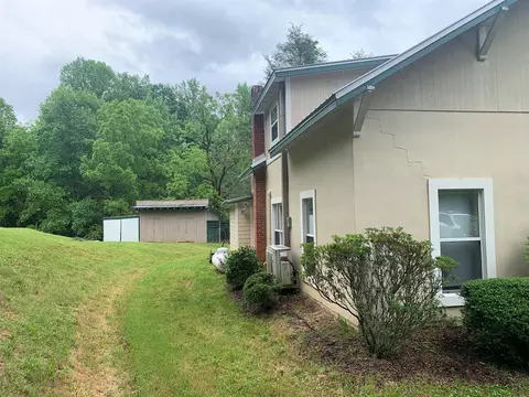 Exterior - 805 Bethabara Rd, Hayesville, NC 28904 photo 6 of 43