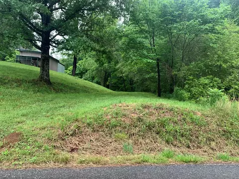 Exterior - 805 Bethabara Rd, Hayesville, NC 28904 photo 10 of 43