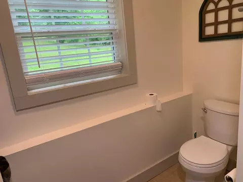 Bath - 805 Bethabara Rd, Hayesville, NC 28904 photo 2 of 10