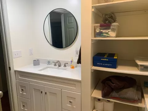 Bath - 805 Bethabara Rd, Hayesville, NC 28904 photo 1 of 10