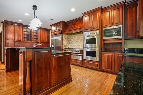 Kitchen - 309 Summit Dr, Jasper, GA 30143 photo 5 of 10