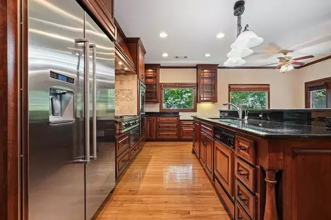 Kitchen - 309 Summit Dr, Jasper, GA 30143 photo 2 of 10