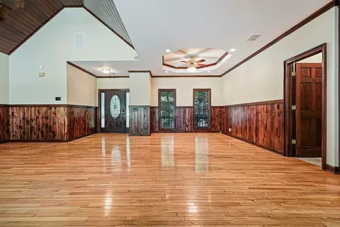 Living - 309 Summit Dr, Jasper, GA 30143 photo 6 of 14