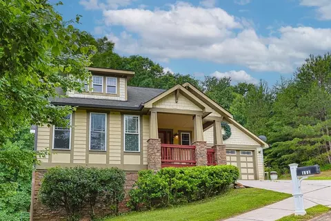 111 Summit View Dr, Ellijay, GA 30540