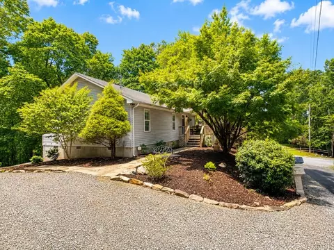 181 Cindy Ln, Ellijay, GA 30540