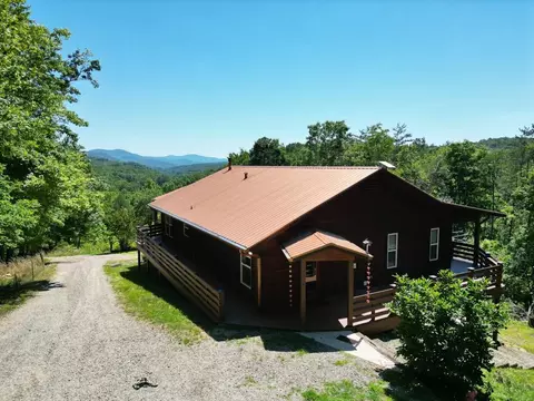 32 Ivey Rdg, Suches, GA 30572