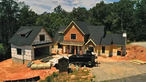 24 Hardwood Ct, Mineral Bluff, GA 30559
