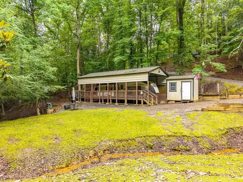 490 31st St, Ellijay, GA 30540