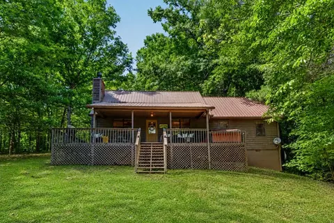 58 Peach Ln, Ellijay, GA 30536