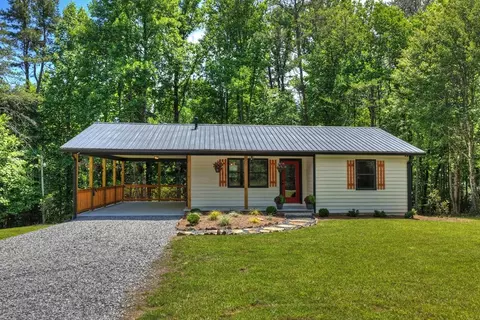 569 Number 20 Mine Rd, Mccaysville, GA 30555